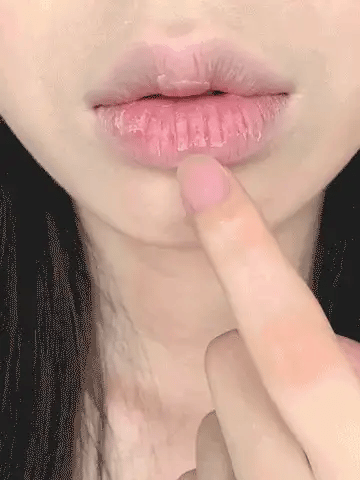SHEGLAM crystal glaze moisturizing lip care set